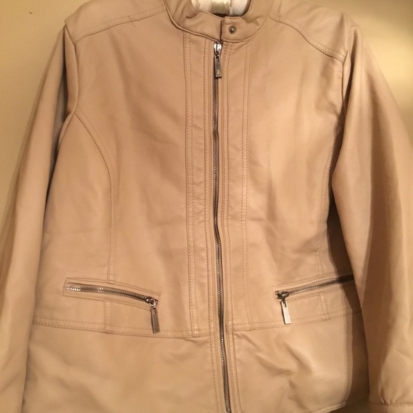 🆕❤️ NWT JOUJOU CAMEL VEGAN LEATHER JACKET 🔱🔱 🆕 - Picture 4 of 16